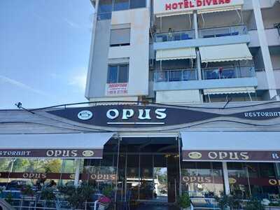 Opus Restorant