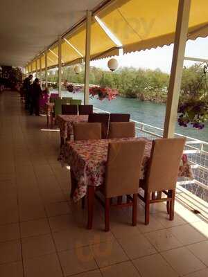 Shkoder. Bar-restorant Monte