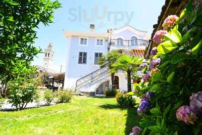 Rose Garden Restaurant