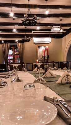 Rose Garden Restaurant