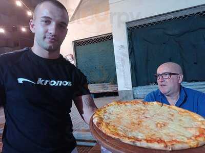 Fast Food & Crepes Delirium