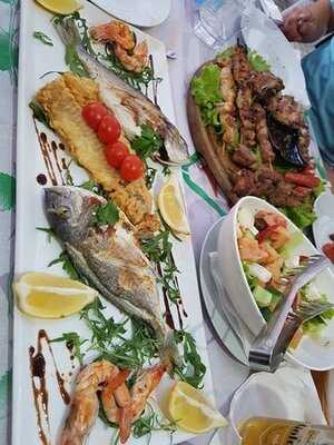 Grill House J&e Restorant Bar