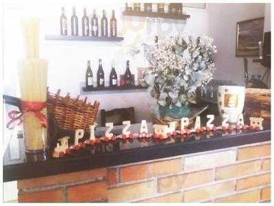 Restorant Pizza Pazza