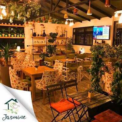 Jasmine Coffee & Flowers Shop