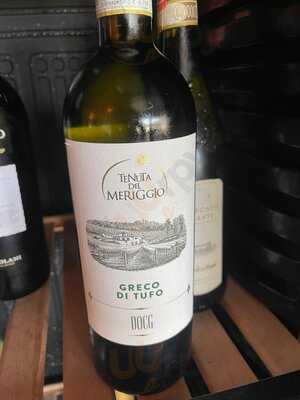 Toscana Wine Vlore Bar & Shop