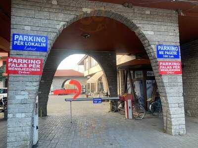 Bar Kafe-mengjezore Driloni