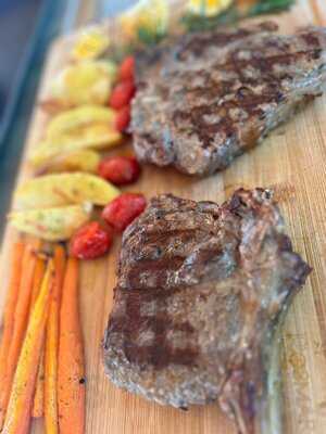 Lugina Gjelbert Restaurant