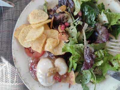 Lugina Gjelbert Restaurant