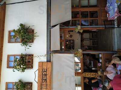 Simple Restaurant