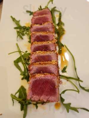 La Cloche - Mediterranean Cuisine