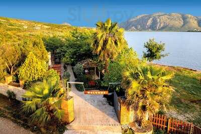 Ulu - Bar And Restaurant