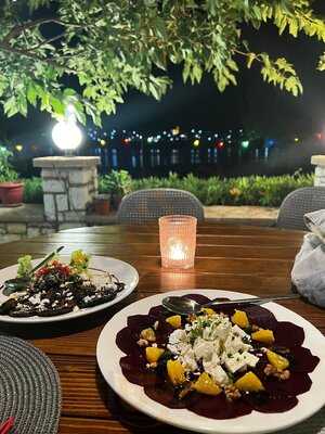 Ulu - Bar And Restaurant