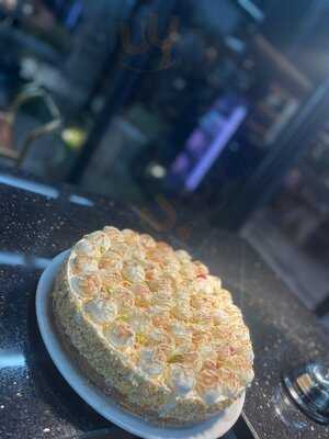 Grand Lounge & Restaurant