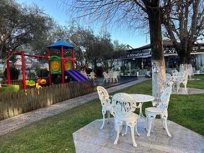 Bar Restorant - Bexhisteni