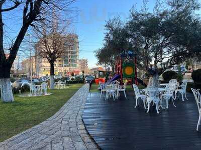 Bar Restorant - Bexhisteni