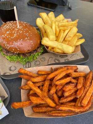 Simple Food And Drinks