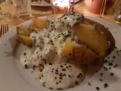 Ofenloch Restaurant-bar-patateria