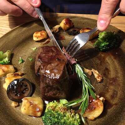 Swings Restaurant Bar