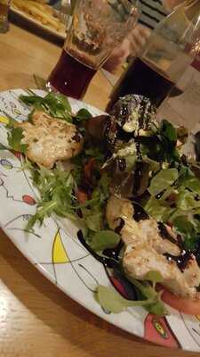 Castello Bar & Bistro