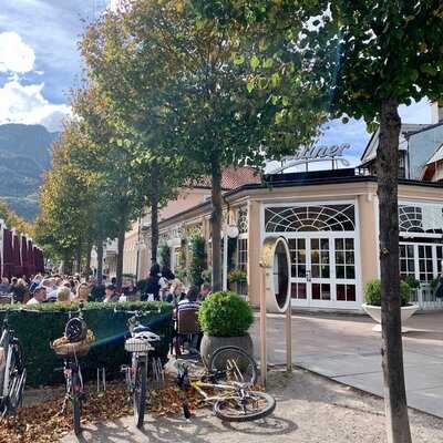 Cafe-restaurant Zauner