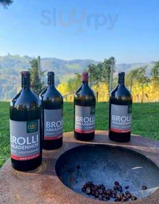 Arkadenhof Brolli
