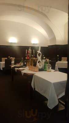 Peppino Im Hofkeller