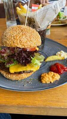 Sattler‘s ( Der Name Wurde Geändert ! ) 