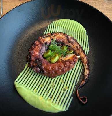 Rosso Di Acqua E Sole