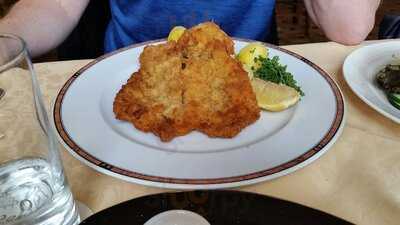 Cafe Bar Restaurant Sissy