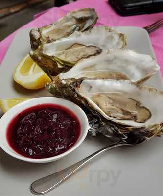 Arkade Cafe - Bar - Bistro