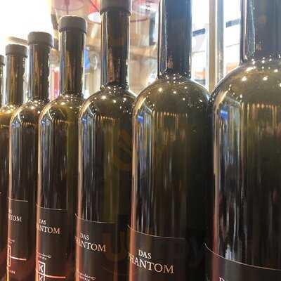 Castello Del Vino Plus City