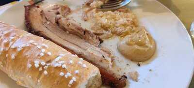 Brunngassenheuriger Weingut Herzog