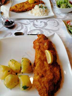 Fidos Schnitzlplatzl