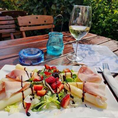 Weingut Schachl Christine Und Harald