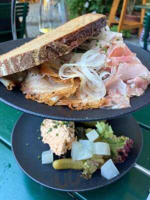 Alphart Am Mühlbach