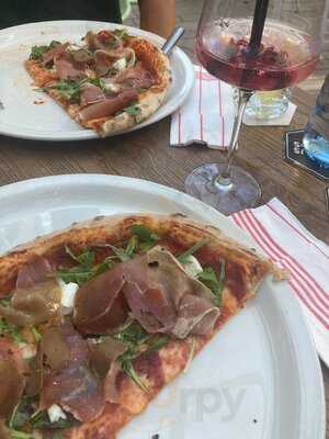 Glorious Bastards Linz