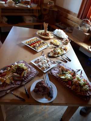 Jenichl, Most & Mehr - Jausenstation