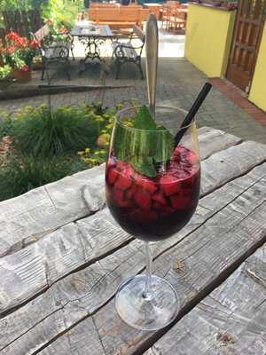 Kuruzzenschenke & Weinhof Konrad