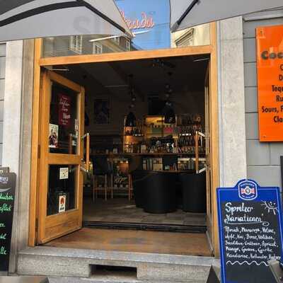Graz Sporgasse Cafe La Strada