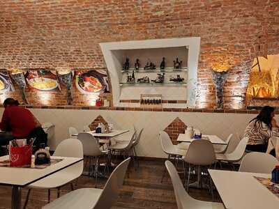 Heindls Schmarren And Palatschinkenkuchl