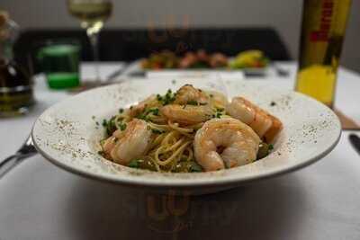 Eleven  Café-bar-restaurant