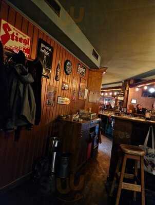 O'connor's Old Oak Pub