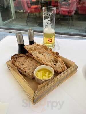 Wein & Co Stephansplatz