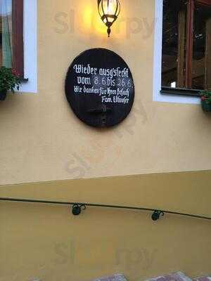 Edlmoser Weingut & Heuriger