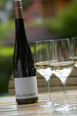 Edlmoser Weingut & Heuriger