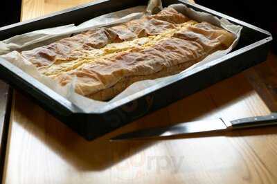 Edlmoser Weingut & Heuriger