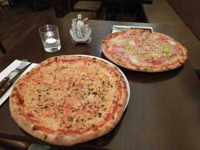 Pizzeria Casa Piccola