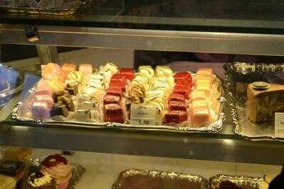 Cafe-konditorei Aida