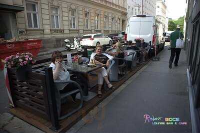 Bocs  Lounge Bar & Cafe