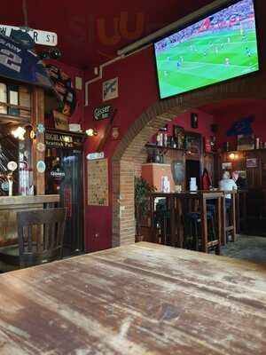 Highlander Scottish Pub